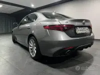 Usata Alfa Romeo Giulia Veloce 210 CV (154 kW) 2018 Grigio Berlina