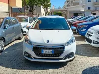 Usata Peugeot 208 Allure 110 CV (80 kW) 2015 Bianco Utilitaria