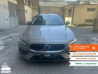 Usata Volvo V60 Business Edition 150 CV (110 kW) 2020 Gray Station wagon