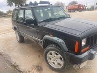 Usata Jeep Cherokee 116 CV (85 kW) 1997 Nero SUV