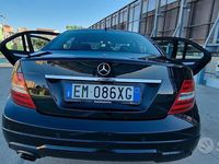 Usata Mercedes C200 Avantgarde 136 CV (100 kW) 2012 Nero Berlina