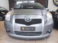 Usata Toyota Yaris Sol 69 CV (50 kW) 2007 Grigio Utilitaria
