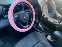 Begagnad Mazda 2 2022 Svart Halvkombi