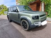Usata Land Rover Defender SE 200 CV (147 kW) 2024 Verde SUV