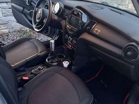 Usata Mini ONE 75 CV (55 kW) 2018 Utilitaria