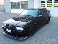 Usata Alfa Romeo 75 Quadrifoglio Verde 165 CV (121 kW) 1991 Nero Berlina