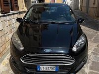 Usata Ford Fiesta 86 CV (63 kW) 2013 Nero Berlina
