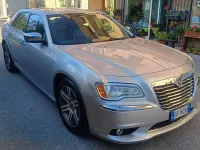 Käytetty Lancia Thema Platinum 239 HP (175 kW) 2013 Hopea Sedan