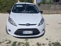 Usata Ford Fiesta Titanium 95 CV (69 kW) 2010 Bianco Berlina