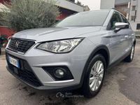 Usata Seat Arona Style 95 CV (69 kW) 2019 Argento SUV