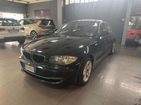 Usata BMW 118 143 CV (105 kW) 2011 Nero Utilitaria