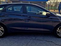 Usata Hyundai i20 84 CV (61 kW) 2024 Blue metallizzato Utilitaria