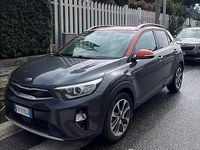 Usata Kia Stonic Style 120 CV (88 kW) 2019 Grigio SUV