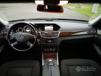 Usata Mercedes E220 170 CV (125 kW) 2012 Nero Station wagon