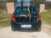 Usata Toyota Yaris 90 CV (66 kW) 2009 Nero Utilitaria