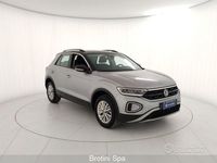 Usata VW T-Roc Life 150 CV (110 kW) 2023 Grigio SUV