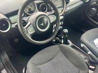 Käytetty Mini Cooper D 109 HP (80 kW) 2008 Musta Viistoperä