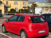 Usata Fiat Grande Punto 65 CV (47 kW) 2007 Rosso Utilitaria