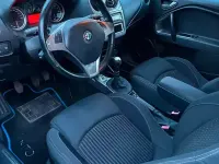 Usata Alfa Romeo MiTo Distinctive 105 CV (77 kW) 2009 Viola Utilitaria