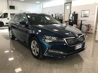 Usata Skoda Superb Executive 218 CV (160 kW) 2022 Blu Station wagon