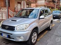 Usata Toyota RAV4 2005 Grigio SUV