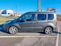 Usata Ford Tourneo Connect 120 CV (88 kW) 2018 Verde Monovolume