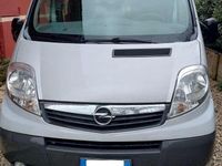 Usata Opel Vivaro 114 CV (83 kW) 2014 Argento Monovolume