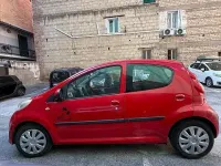 Usata Peugeot 107 68 CV (50 kW) 2006 Rosso Utilitaria