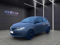 Usata Lancia Ypsilon Silver 69 CV (50 kW) 2023 Grigio Utilitaria