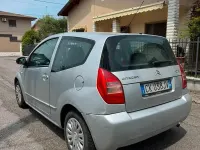 Usata Citroën C2 Exclusive 60 CV (44 kW) 2004 Grigio Utilitaria