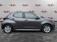 Begagnad Mazda 2 Center-Line 116 HK (85 kW) 2024 Grå Halvkombi