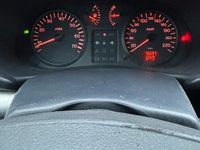 Usata Renault Clio II 2002 Berlina