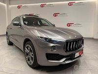 Usata Maserati Levante 275 CV (202 kW) 2017 Grigio SUV