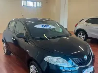 Usata Lancia Ypsilon Gold 69 CV (50 kW) 2017 Nero Utilitaria