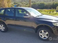 Usata VW Touareg 174 CV (127 kW) 2009 Nero SUV
