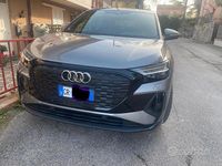 Usado Audi Q4 Sportback e-tron Ambiente 210 kW (286 CV) 2023 Gris SUV