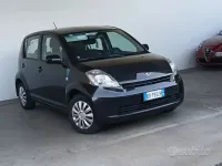 Usata Daihatsu Sirion 87 CV (63 kW) 2006 Nero Utilitaria