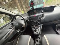 Usata Lancia Ypsilon Gold 69 CV (50 kW) 2015 Bianco Utilitaria