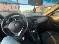 Usata Alfa Romeo Giulietta Progression 105 CV (77 kW) 2014 Utilitaria