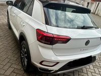 Usata VW T-Roc Style 116 CV (85 kW) 2024 Bianco SUV