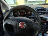 Usata Fiat Grande Punto 75 CV (55 kW) 2015 Rosso Utilitaria