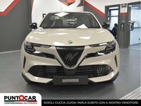Nuova Alfa Romeo Junior 145 CV (106 kW) 2025 Beige SUV