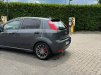 Usata Fiat Grande Punto Lounge 95 CV (69 kW) 2016 Grigio Utilitaria