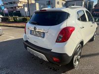 Usado Opel Mokka Cosmo 116 CV (85 kW) 2013 Blanco SUV