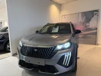 Usata Peugeot 2008 Allure 145 CV (106 kW) 2025 Grigio SUV