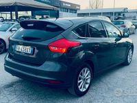 Usata Ford Focus Titanium 120 CV (88 kW) 2017 Grigio Berlina