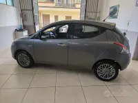 Usata Lancia Ypsilon Silver 69 CV (50 kW) 2012 Grigio Utilitaria