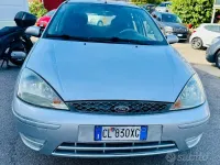 Usata Ford Focus 100 CV (73 kW) 2004 Grigio Berlina