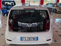 Usata VW up! Move 68 CV (50 kW) 2019 Bianco Utilitaria