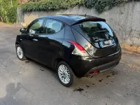 Usata Lancia Ypsilon Gold 95 CV (69 kW) 2015 Nero Utilitaria